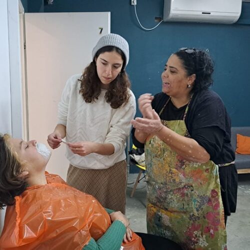 ממשיכות לעשות חיל