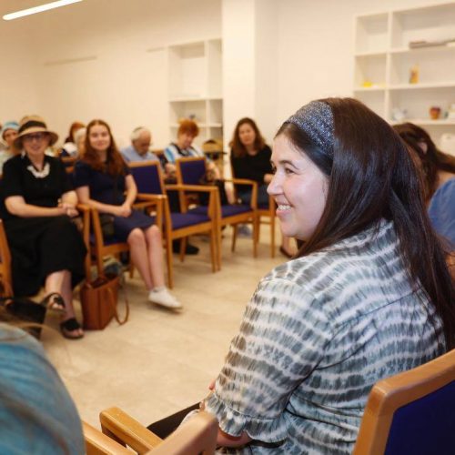 ערב של נשות אמונה עולמי בהובלת מאירה לרנר